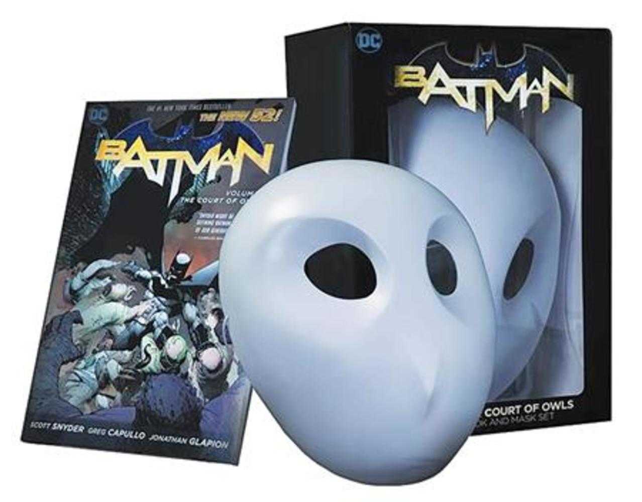 Batman The Court of Owls Mask and Book Set (New Edition)