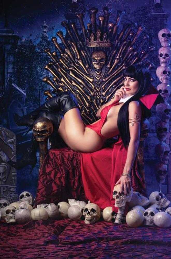 Giant Sized Savage Tales (One Shot) Cover H Inc 1:10 Ivy Cosplay Vampirella Full Art Variant