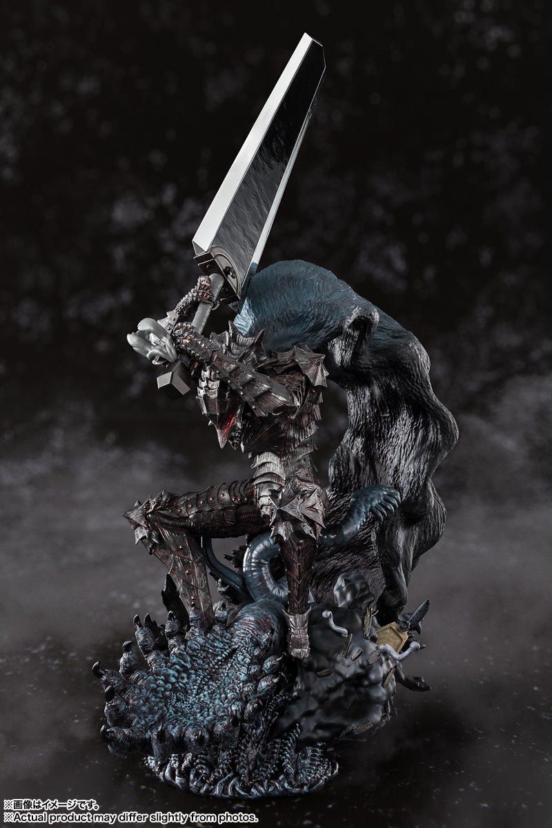 GUTS (BERSERKER ARMOR) BERSERK, TAMASHII NATIONS Figuarts Zero Touche Métallique