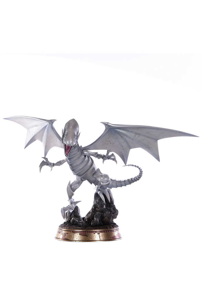 Yu Gi Oh! Blue Eyes White Dragon PVC Statue