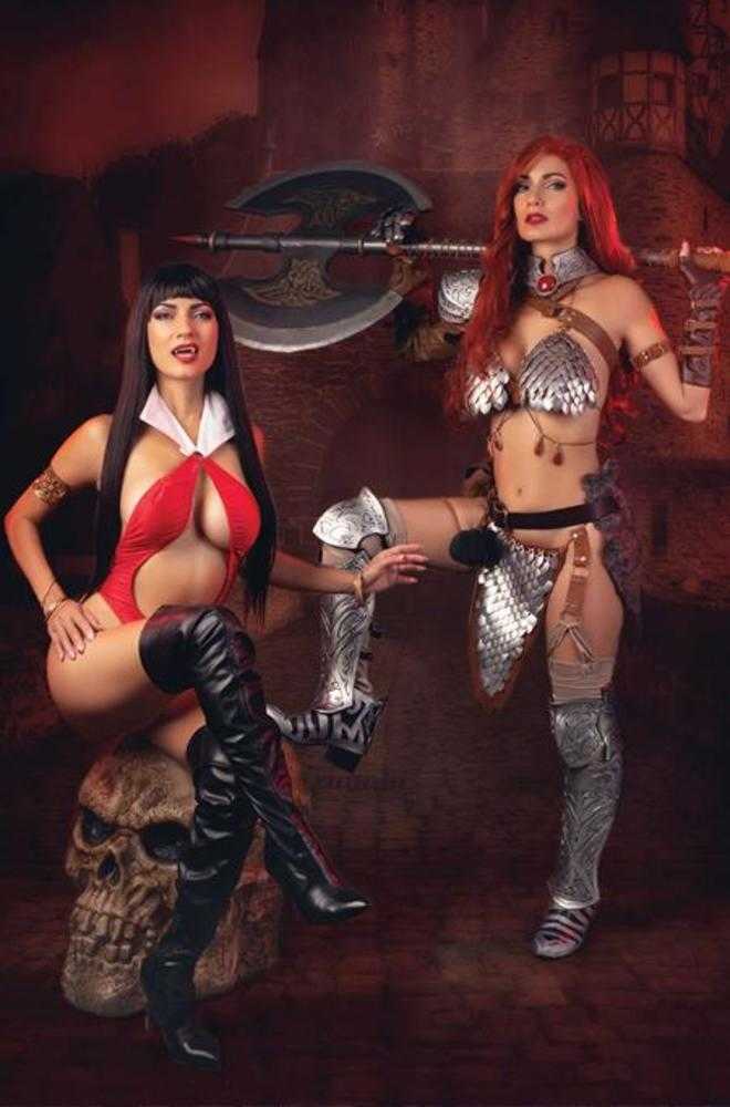 Giant Sized Savage Tales (One Shot) Cover G Inc 1:10 Ivy Cosplay Red Sonja And Vampirella Full Art Variant