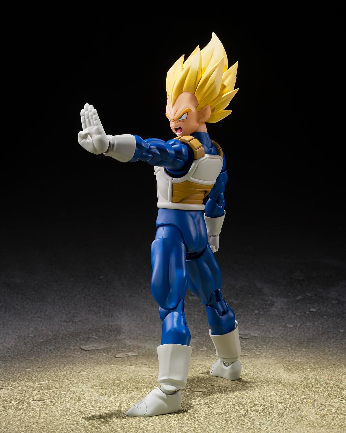 S.H.Figuarts - Dragon Ball Z - Super Saiyan Vegeta (Dangerous Pride)