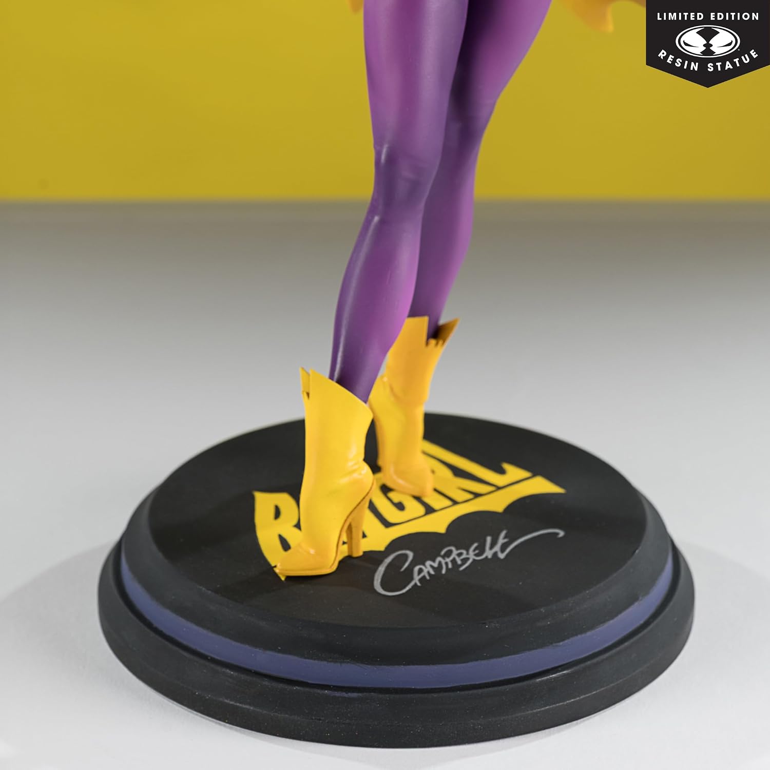 McFarlane Toys: Batgirl by J. Scott Campbell (Limited Edition) Resin Statue