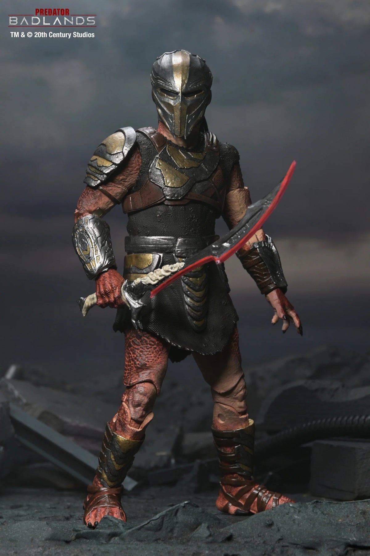 Predator: Badlands - Ultimate Dek (Training Armor) 7" Scale Action Figure