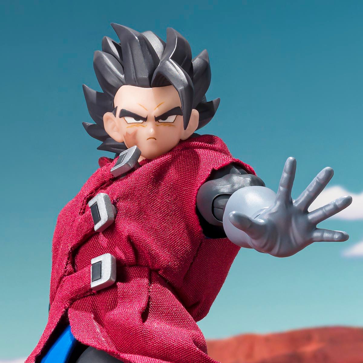 S.H.Figuarts Dragon Ball Legends: Giblet (Premium Bandai Exclusive) Action Figure