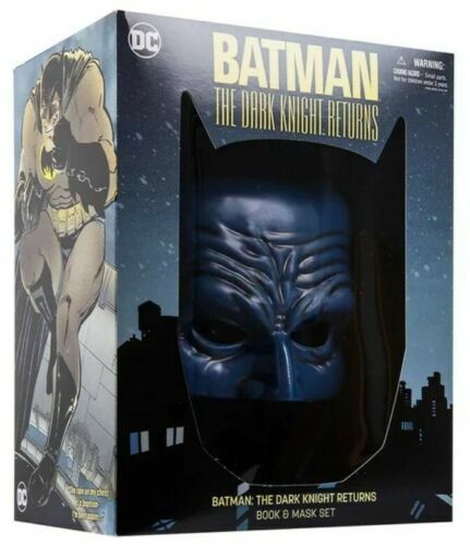 Batman: The Dark Knight Returns Book & Mask Set