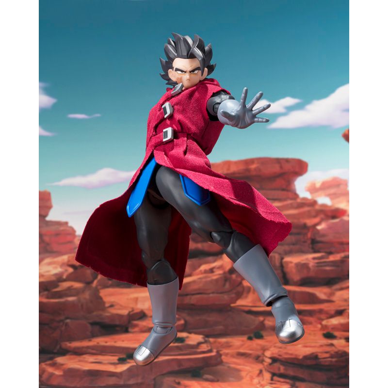 S.H.Figuarts Dragon Ball Legends: Giblet (Premium Bandai Exclusive) Action Figure