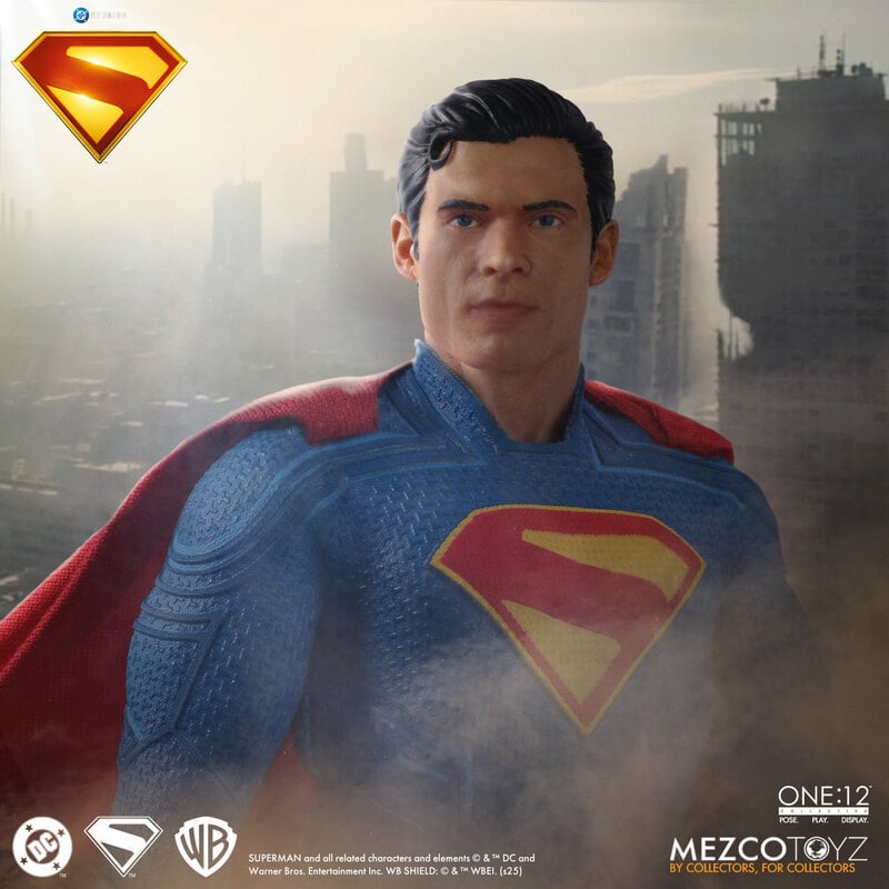 Mezco Toyz ONE:12 Collective - DC Studios: Superman