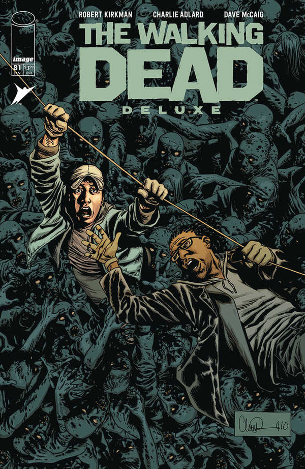 Walking Dead Deluxe #81 Portada B Variante Charlie Adlard y Dave Mccaig (Maduro)